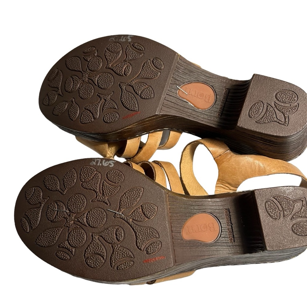 Born Tan Sandals with Adjustable Ankle Strap and Chunky Heel - Picture 10 of 11